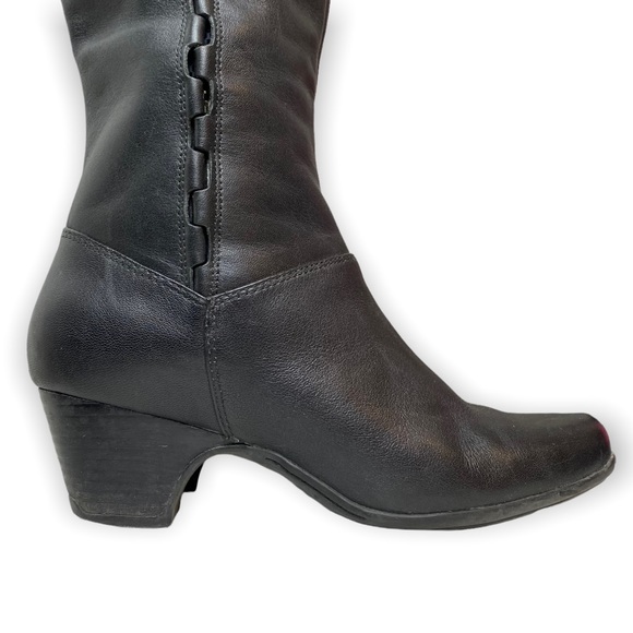 Clarks Artisan Cardy Black Leather Knee High Block Heel Boots - Picture 2 of 12